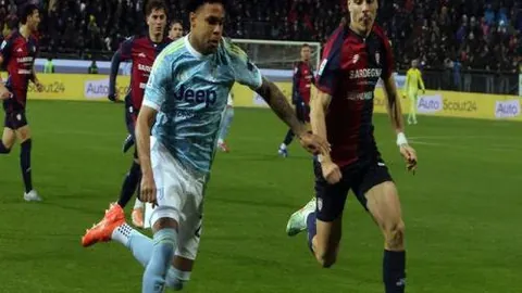 瓜迪奥拉宣布：斯通斯无需手术，预计停赛8-10周；鲍勃重返训练在即